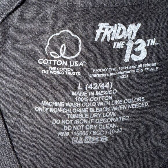 Friday the 13th Jason Voorhees Short Sleeve Black Graphic T-Shirt Mens Sz Large - Picture 3 of 3